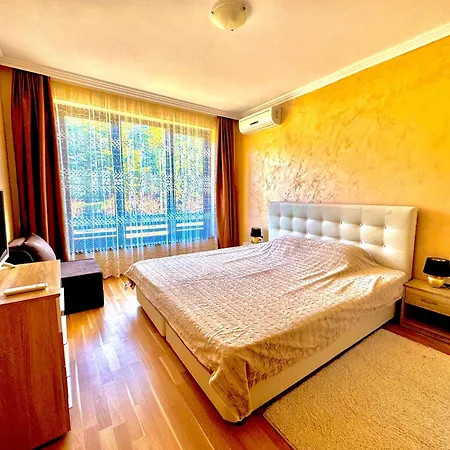 Sea Sun Sunny Слънчев бряг